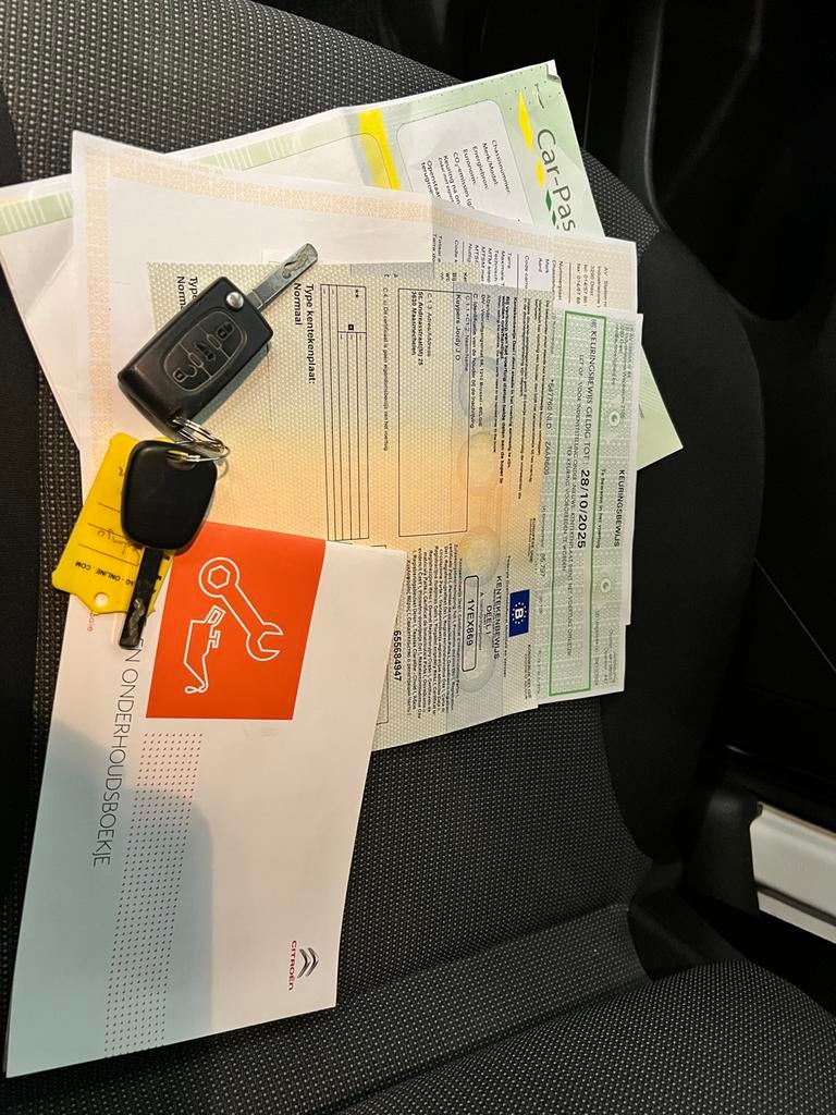 - Citroen Berlingo - 1.6HDI Diesel - 100.000km - BJ2018 -, Auto's, Citroën, Voorwielaandrijving, Stof, 4 cilinders, Electronic Stability Program (ESP)