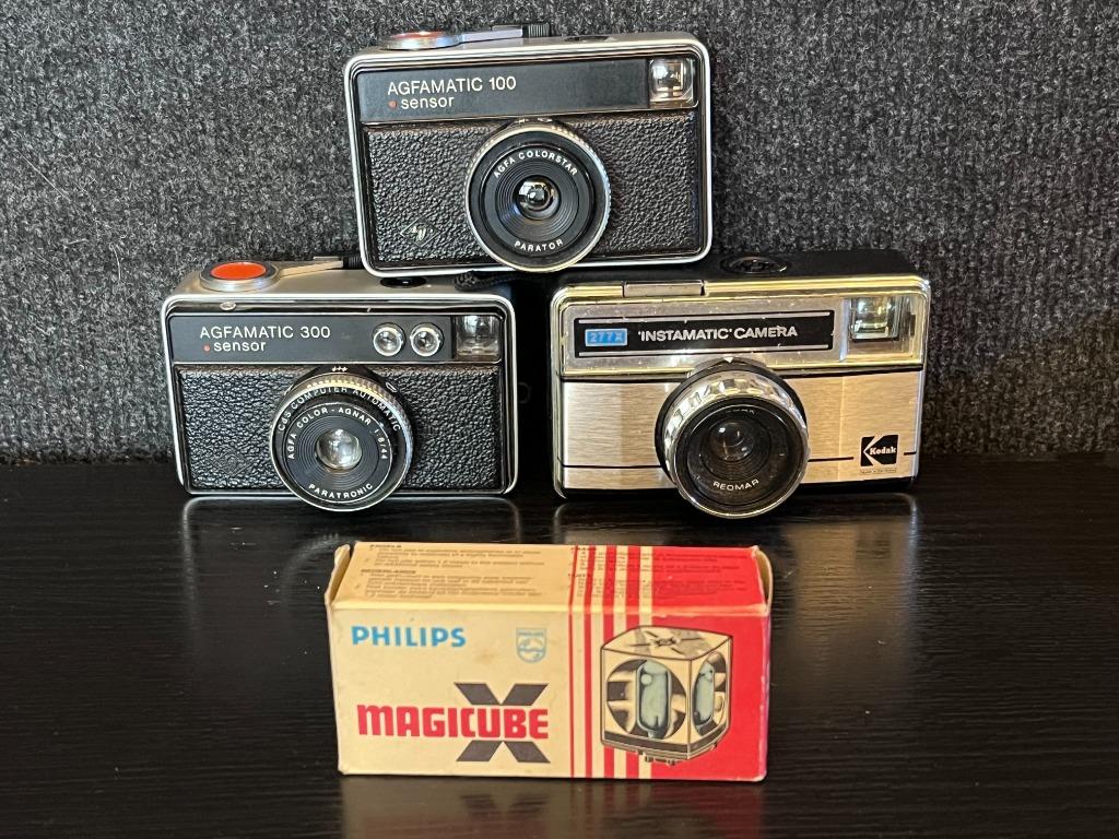 3 analoge camera's - (2 Agfamatic's + 1 Kodak Instamatic), Audio, Tv en Foto, Fotocamera's Analoog, Gebruikt, Compact, Kodak, Ophalen of Verzenden