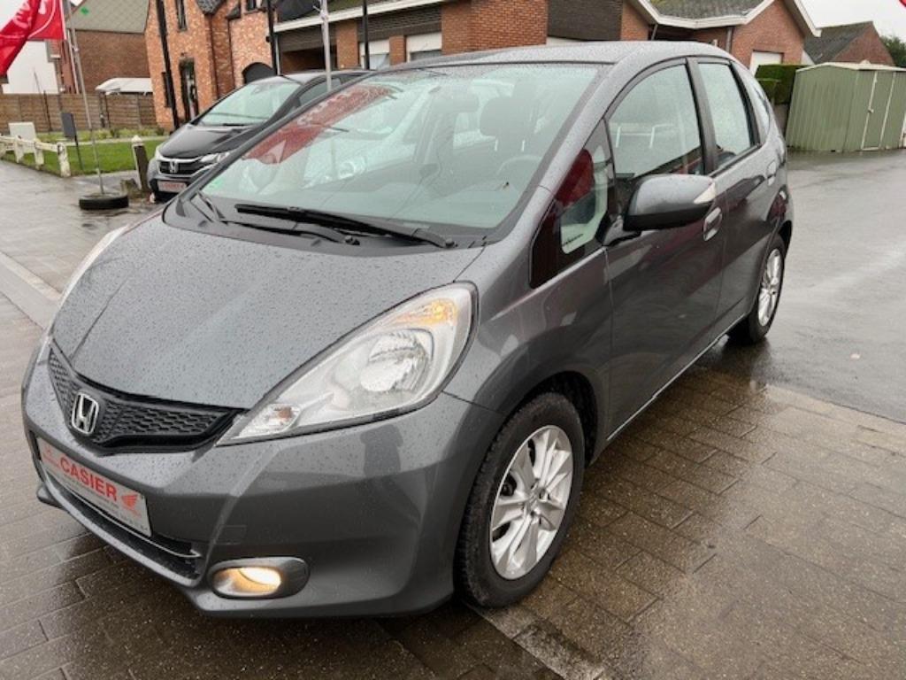 HONDA JAZZ 1.4i COMFORT PLUS amper 46000km, Euro 5, Zwart, 4 cilinders, 1396 cc