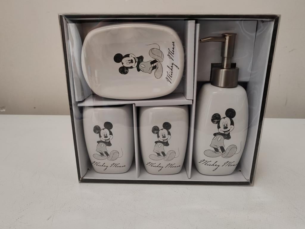 Vintage Disney mickey mousebadkamerset 4 delig in verpakking, Huis en Inrichting, Badkamer | Badtextiel en Accessoires, Ophalen