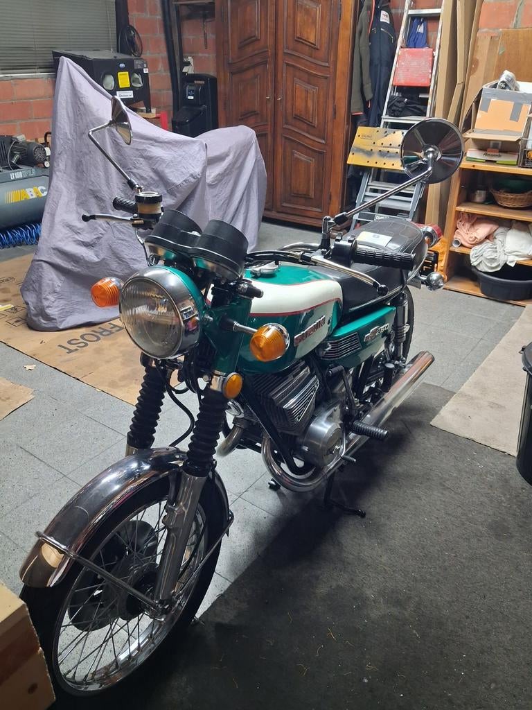 Suzuki gt250 ram air(k) 1973, Motoren, 250 cc, 2 cilinders, Nieuw, Particulier