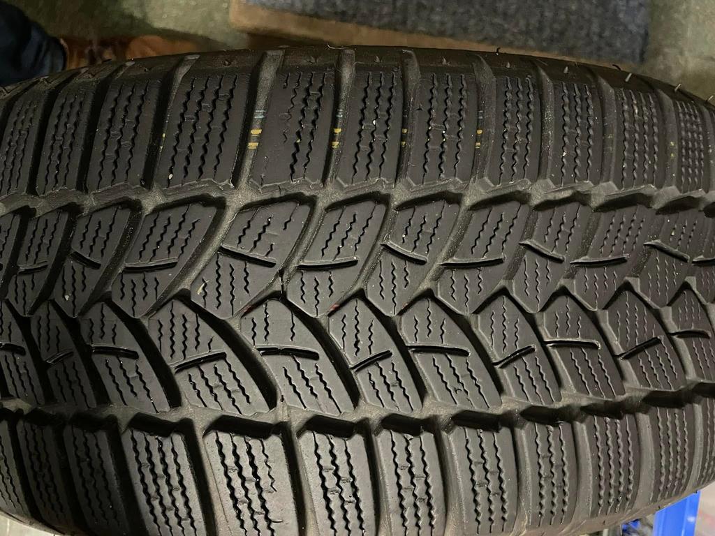 Winterbanden + velgen 205/55/R16, Auto-onderdelen, Banden en Velgen, Ophalen, Winterbanden, Velg(en)
