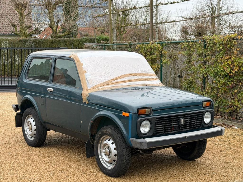 Lada Niva 1.7 pour pièces, Autos, Lada, Particulier, Niva, 4x4, Attache-remorque, Essence, Coupé, 3 portes, Boîte manuelle, Vert