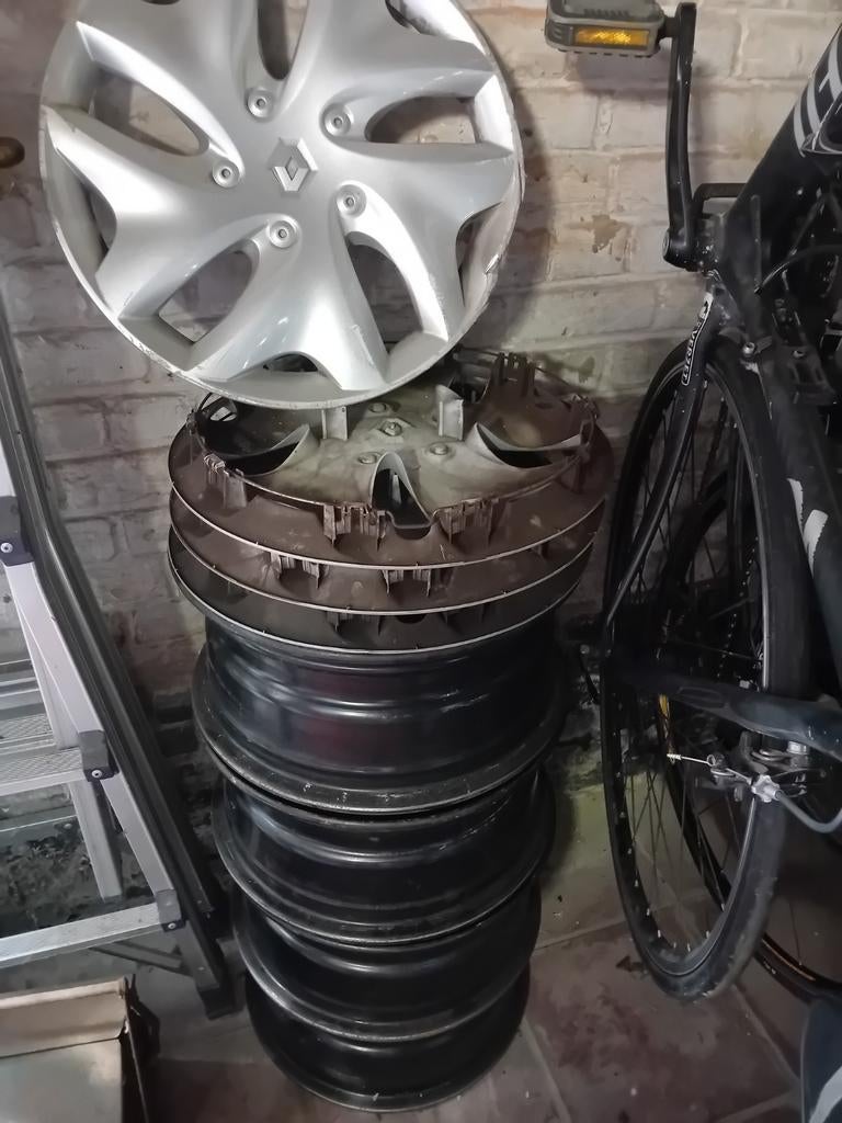 Velgen Renault Megane / Scenic / Laguna, Auto-onderdelen, Banden en Velgen, Ophalen, 15 inch, Velg(en)