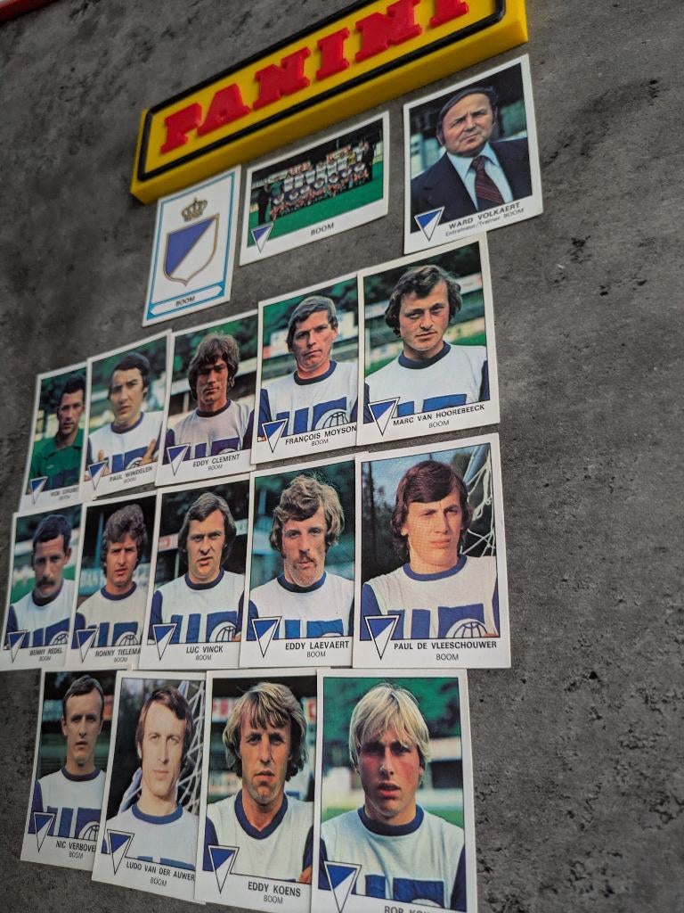 AUTOCOLLANTS PANINI FOOTBALL 78 FC BOOM 17x foot, Envoi