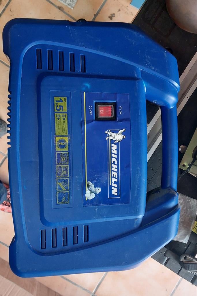 Michelin draagbare compressor, Nieuw