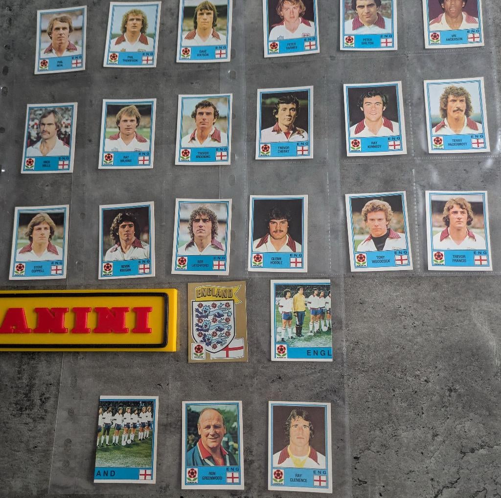 AUTOCOLLANTS PANINI FOOT EUROPE 80 ANGLETERRE 23x rares, Envoi, Neuf