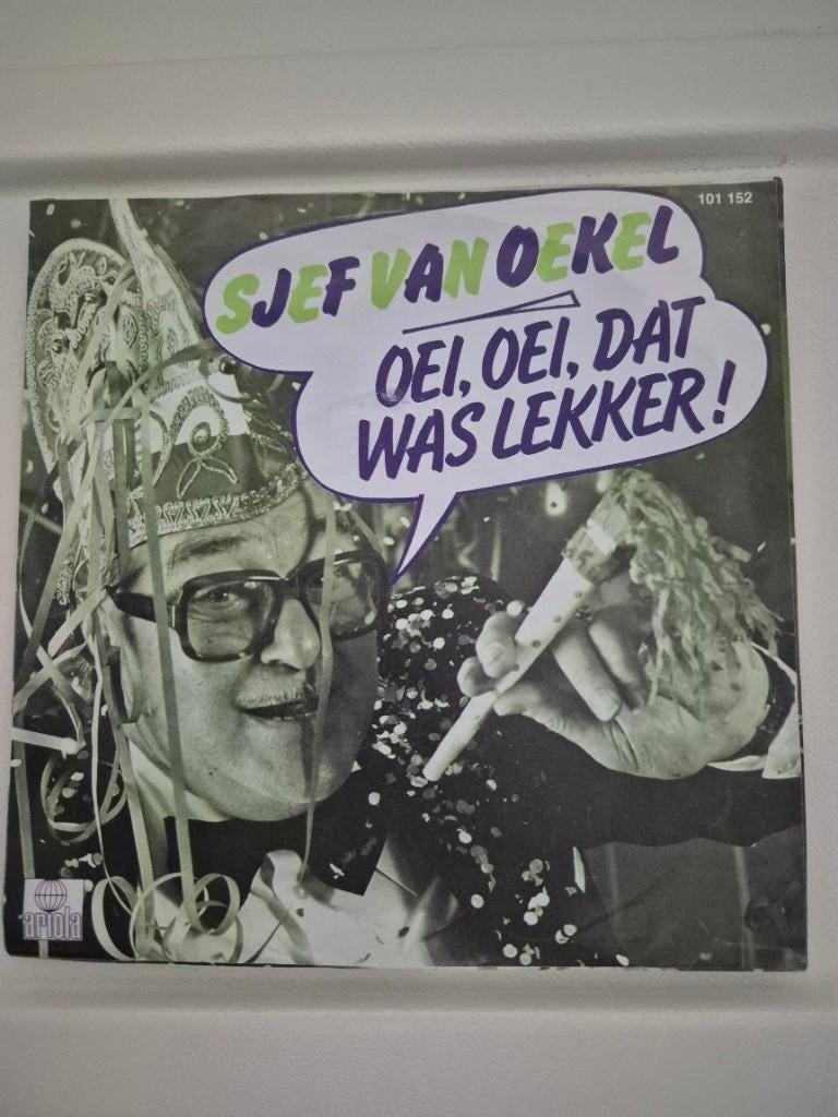 Singel Sjef Van Oekel, Ophalen of Verzenden
