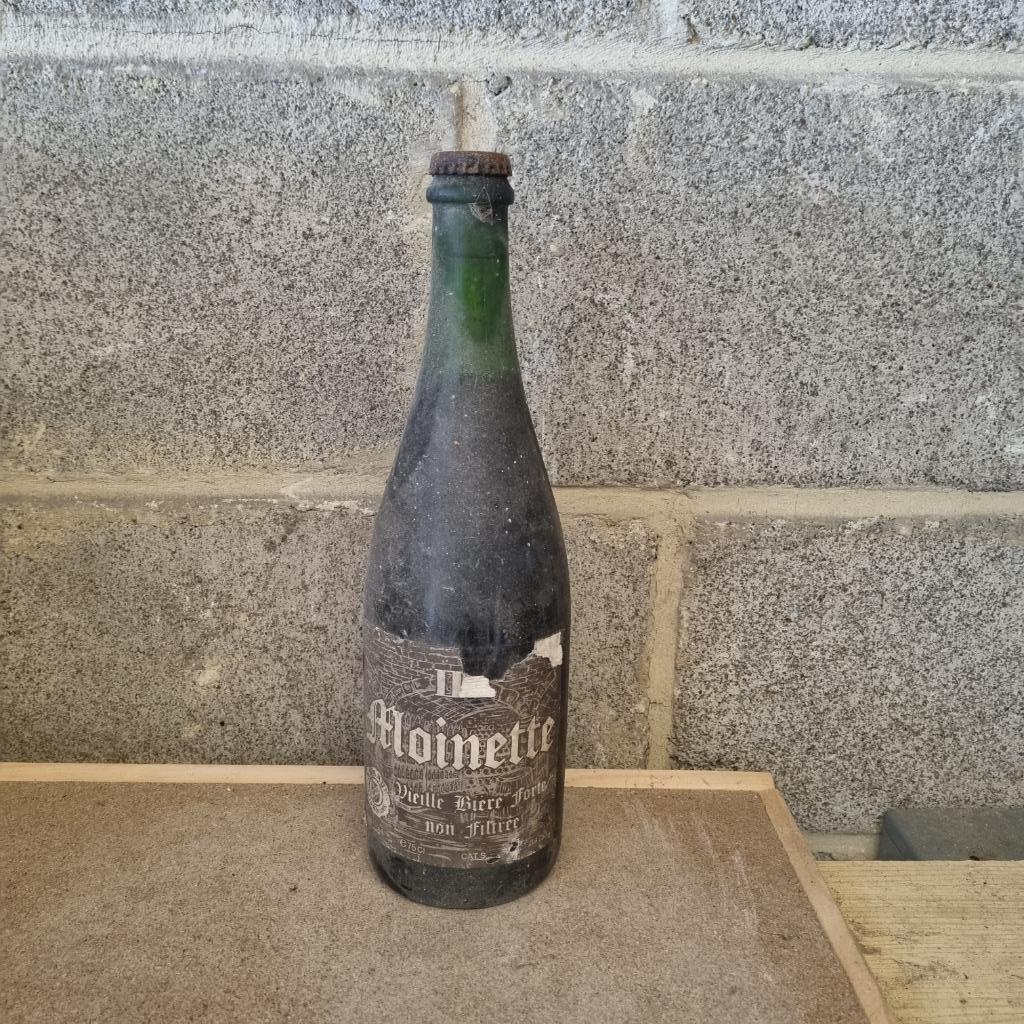 Bouteille de bière Moinette (modèle 3), Collections, Enlèvement ou Envoi, Utilisé, Bouteille(s), Autres marques