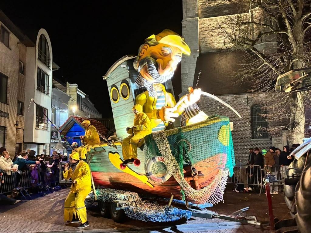 Char de carnaval/flotteur de pêche, Enlèvement