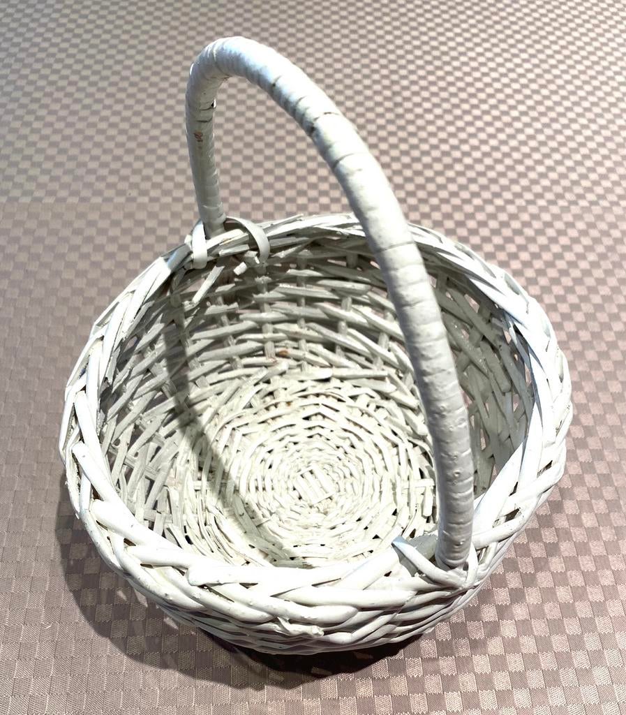 Klein wit rieten mandje ( diameter: 15 cm : H : 6 cm ) 🍄, Mand, Rond, Ophalen of Verzenden, Zo goed als nieuw