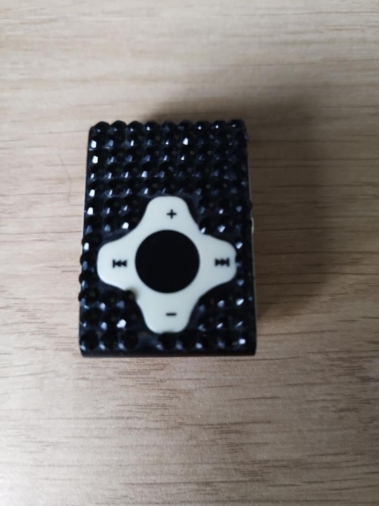 Lecteur MP3 avec écouteurs (pas de chargeur pas de carte), TV, Hi-fi & Vidéo, Lecteurs Mp3 | Marques Autre, Enlèvement ou Envoi
