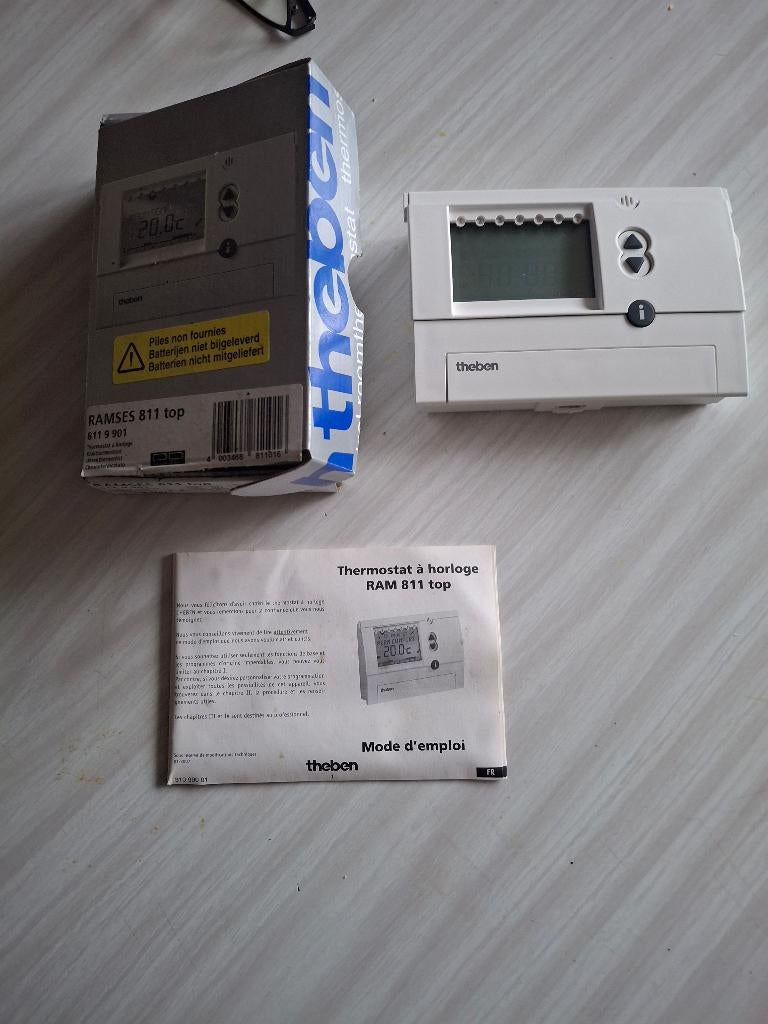 Theben 811 Top, Doe-het-zelf en Bouw, Thermostaten, Ophalen of Verzenden, Nieuw