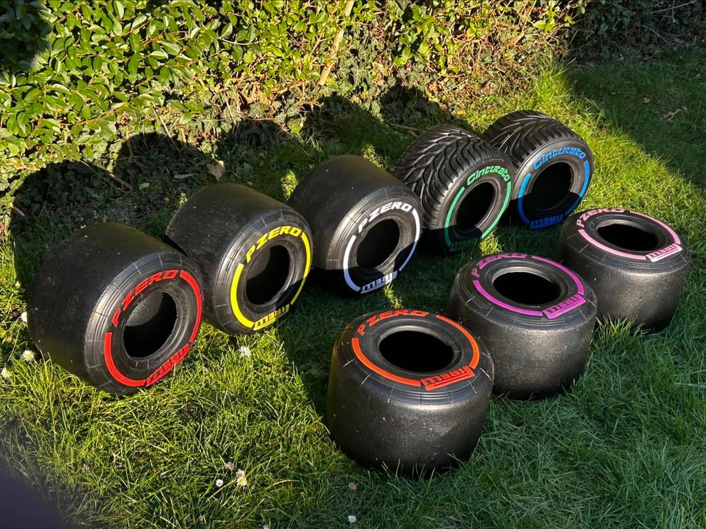 F1 banden meerdere kleuren, Ophalen of Verzenden, Zo goed als nieuw