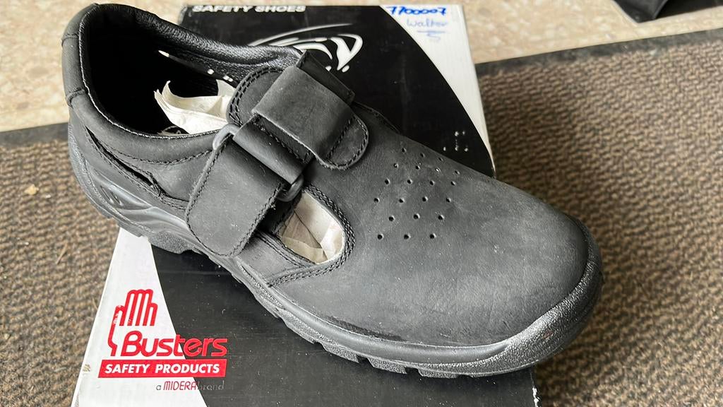 Chaussure de sécurité Busters pointure 43, Enlèvement, Neuf