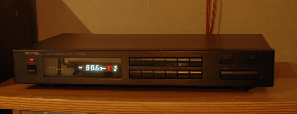 Rotel RT-935AX, Enlèvement, Utilisé