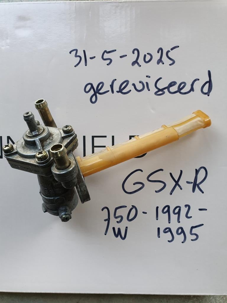 Réservoir Suzuki GSX-R 750w 1992 à 1995 #fueltank #GSXR GSXR, Enlèvement ou Envoi, Utilisé
