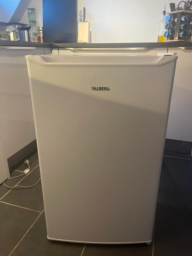 Frigo valberg, Avec compartiment congélateur, Comme neuf, Enlèvement, 45 à 60 cm