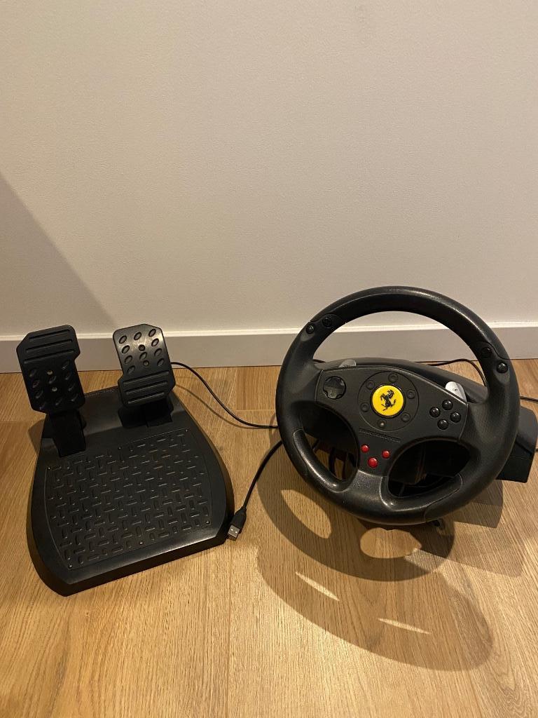 Stuur en pedalen voor PC-spelletjes, Computers en Software, Ophalen, Zo goed als nieuw, Thrustmaster