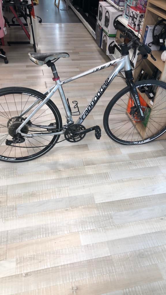 Velo Cannondalt Quick Cx, Autres marques, 10 à 15 vitesses, 57 à 61 cm, Enlèvement