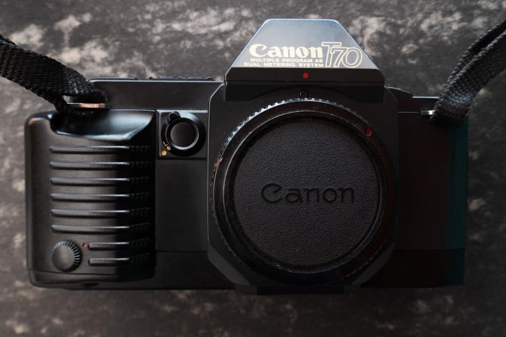 Canon T70 analoge fotocamera, Ophalen of Verzenden, Gebruikt, Canon