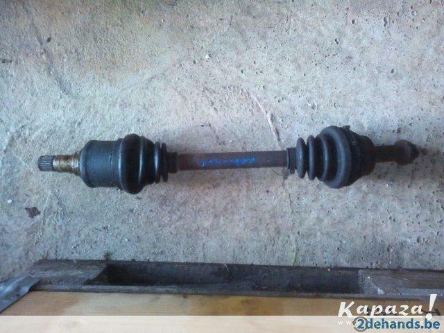 Ford Fiesta Mk 3 cardan L, Utilisé, Ford