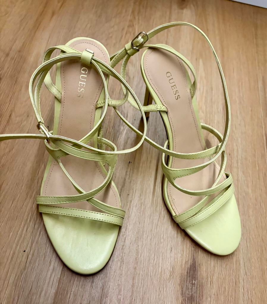 Guess sandalen maat 38, Ophalen of Verzenden, Nieuw