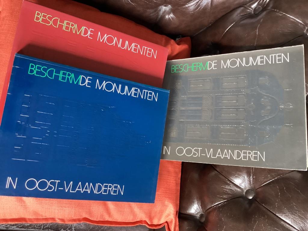 Beschermde monumenten OOST VLAANDEREN 3 delen, Enlèvement ou Envoi