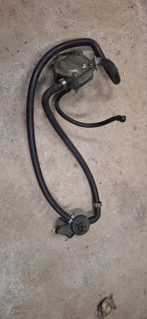 Ducati Monster 600 750 900 benzine pomp, Motoren, Ophalen of Verzenden