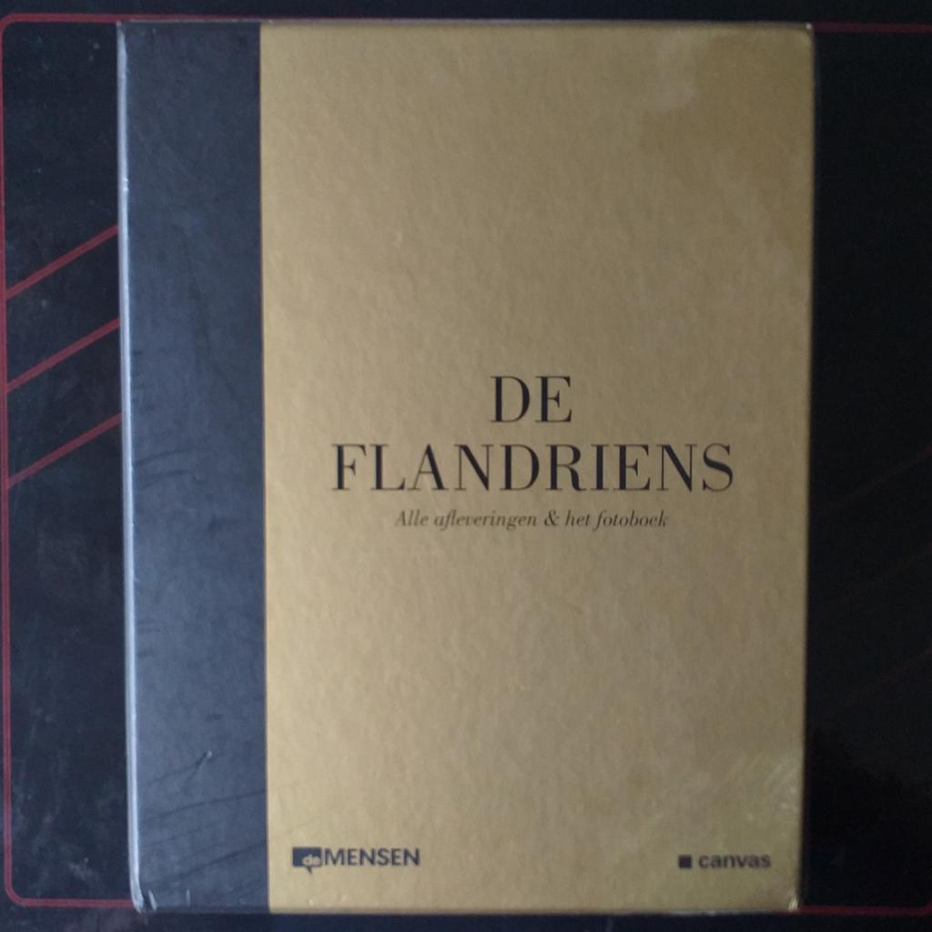 De Flandriens | DVD Box en fotoboek | de MENSEN | 2010, CD & DVD, DVD | Documentaires & Films pédagogiques, Utilisé, Coffret, Enlèvement ou Envoi