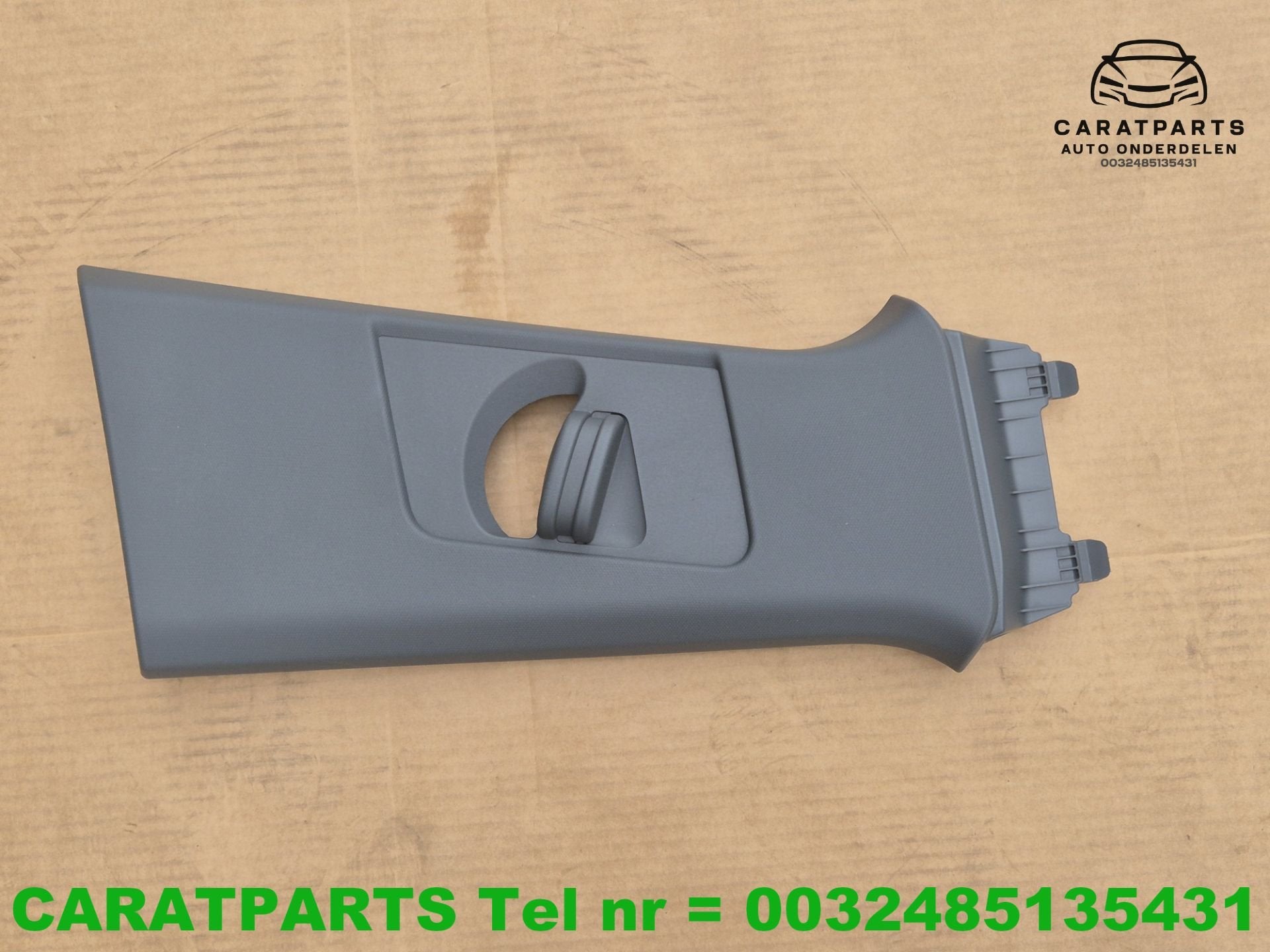 89A867244A Garniture de montant B Q4 Garniture de style Q4 Q, AUDI AG, Auto-Union-Strasse 1
85045  Ingolstadt, DE, Audi, Utilisé
