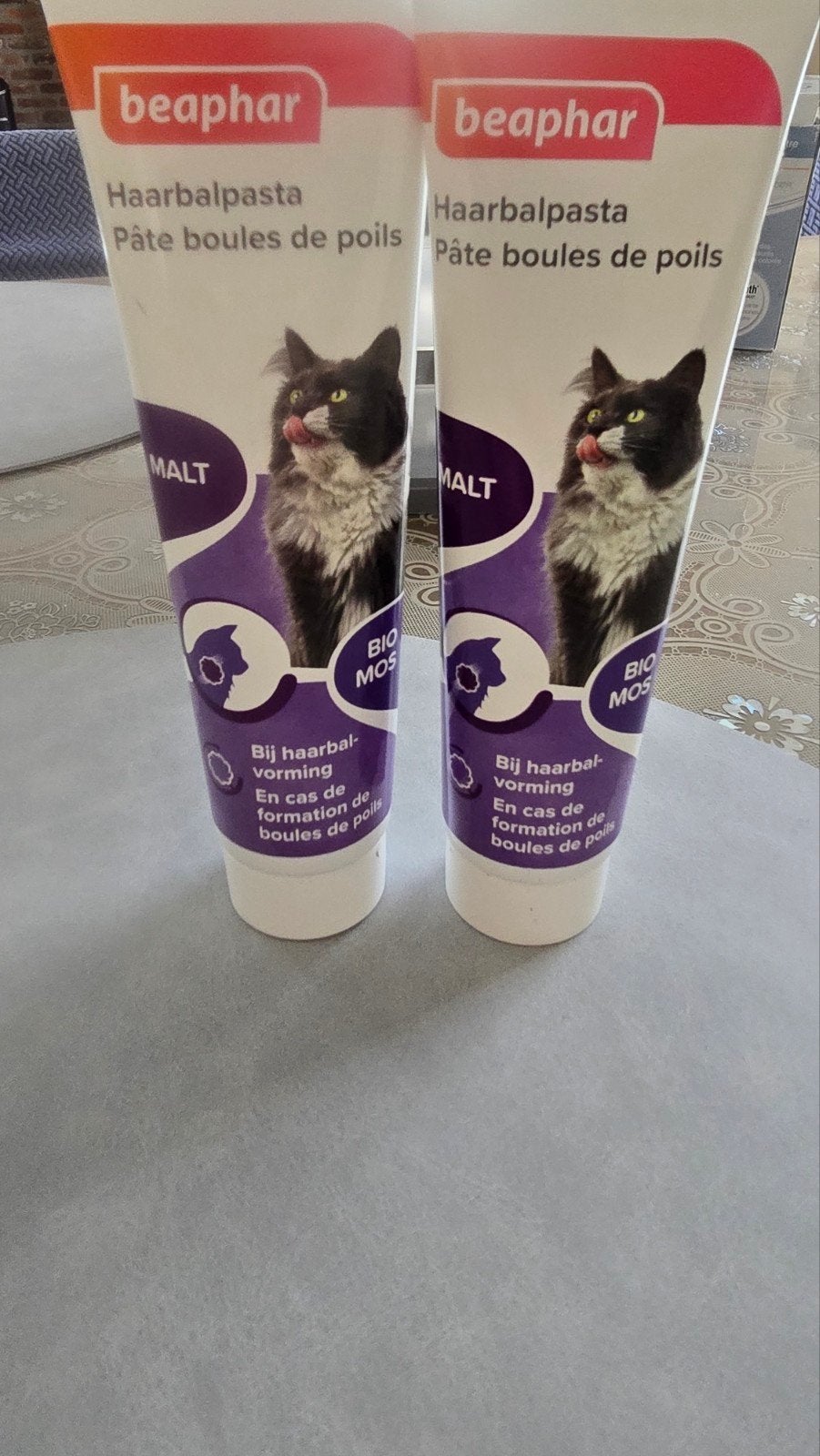 kattenvoer, Enlèvement, Neuf