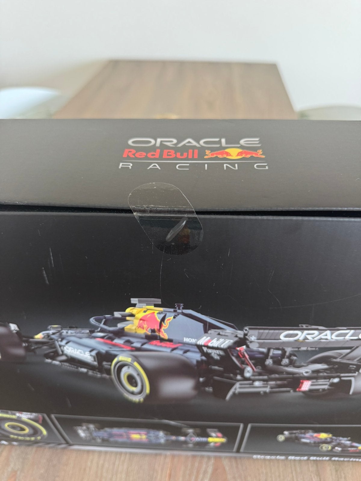 Bouwpakket racewagen Oracle Red Bull racing RB19, Ophalen, Nieuw