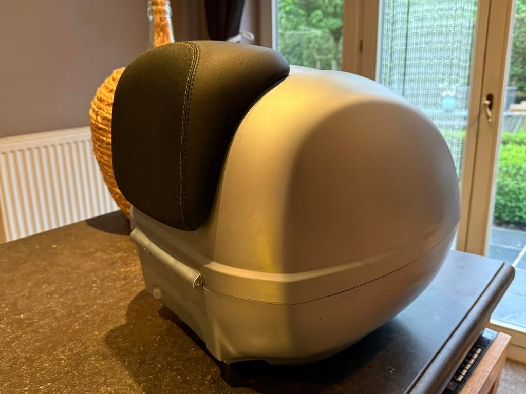 Topkoffer Vespa GTS Supertech Grigo Delicato mat met kussen, Ophalen