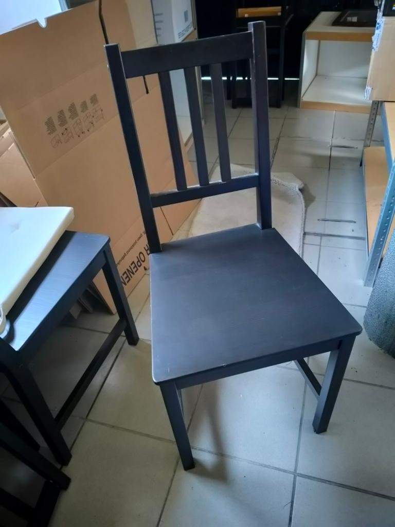 Set houten stoelen, Ophalen