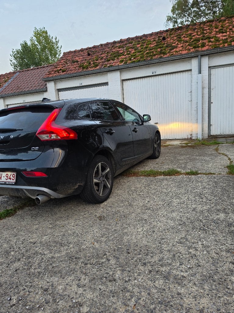 Je me avendre volvo v40 e6, Autos, Achat, Euro 6, Capteur de stationnement, Boîte manuelle