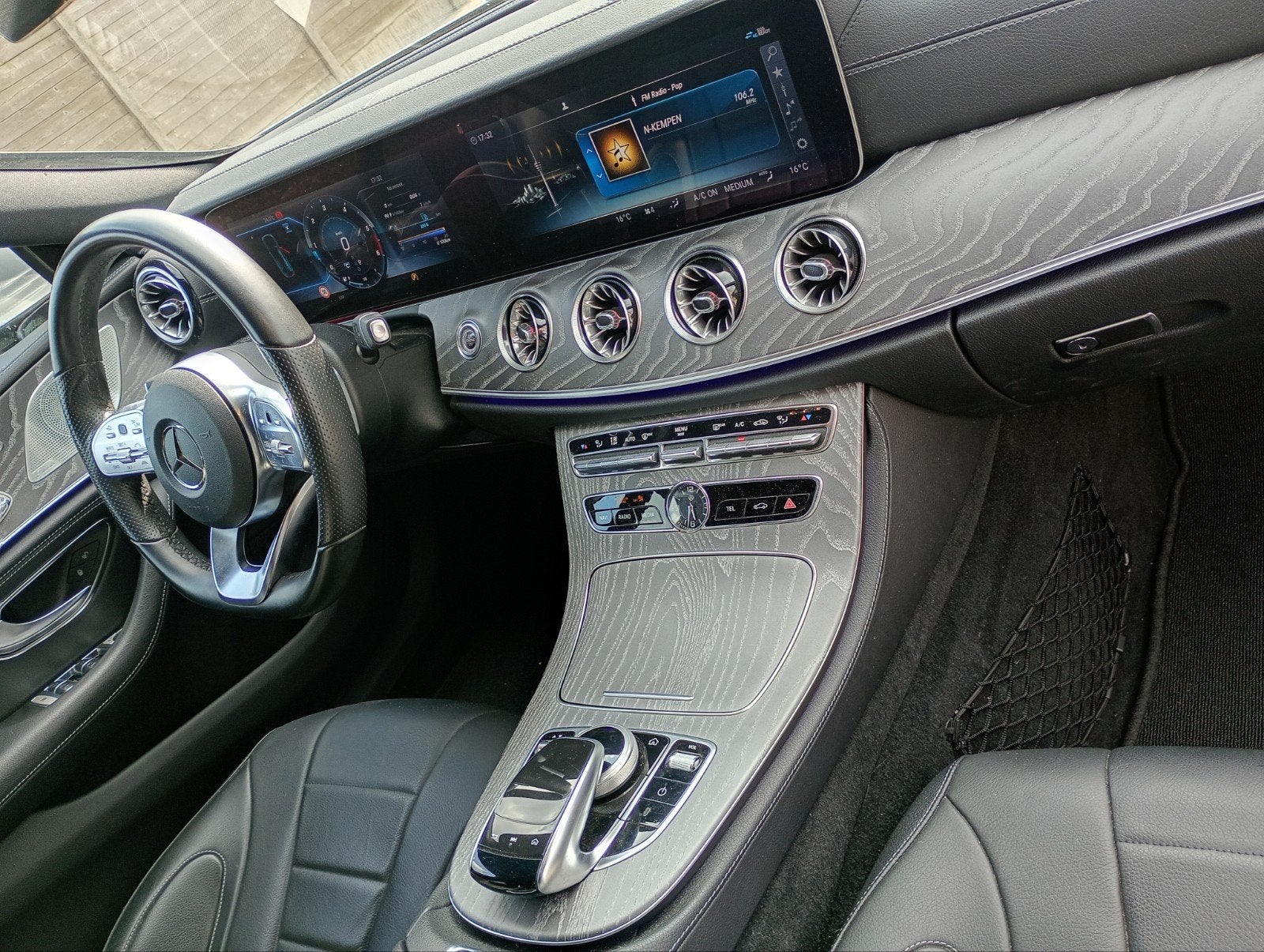 Mercedes CLS 300, 2020, 25000 km, AMG styling, Euro 6, Leder, Bedrijf, Diesel
