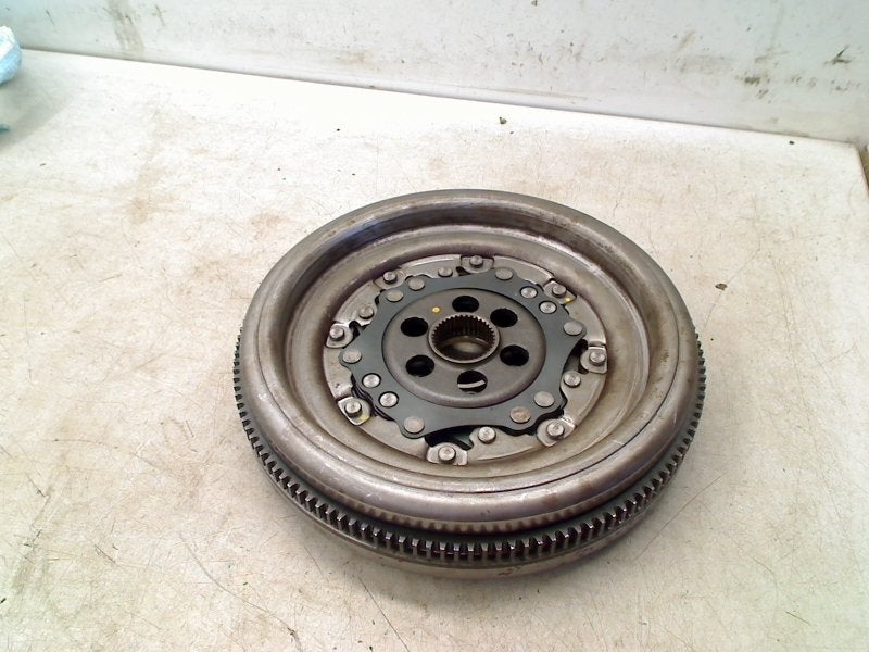 VLIEGWIEL DUBBELE MASSA Golf VI (5K1) (03L105266DF), Auto-onderdelen, Gebruikt, Volkswagen, Volkswagen AG, Kundenbetreuung@volkswagen.de