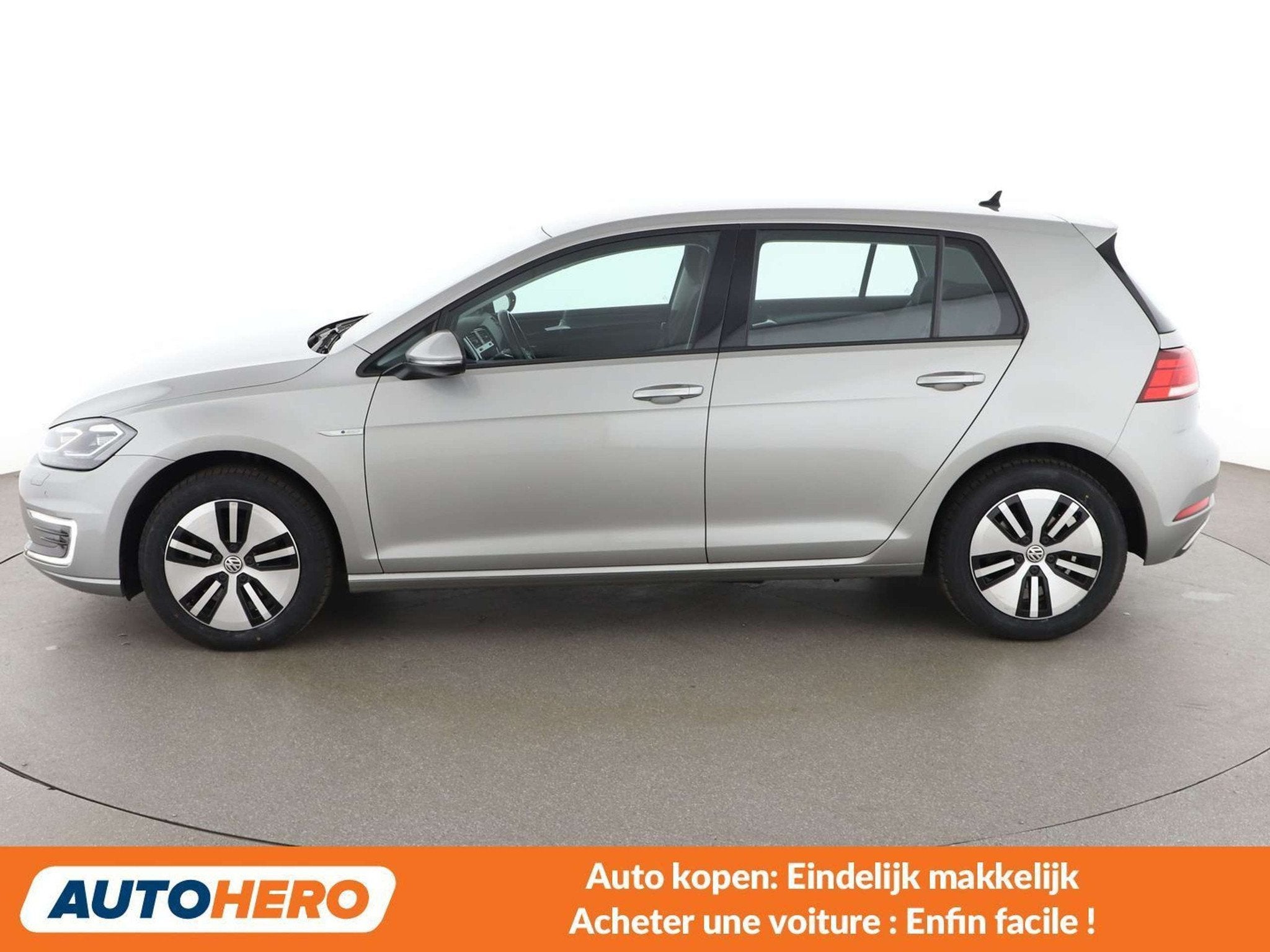 Volkswagen Golf electric drive 100 kW (bj 2018, automaat), Auto's, Stof, Gebruikt, 136 pk, Elektrisch