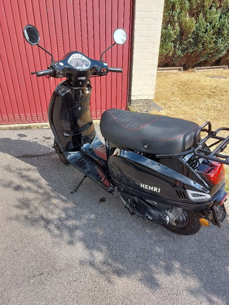 scooter Henri – slechts 299 km – 1097   - 37% goedkoper, Neuf, Classe B (45 km/h), Enlèvement, Essence