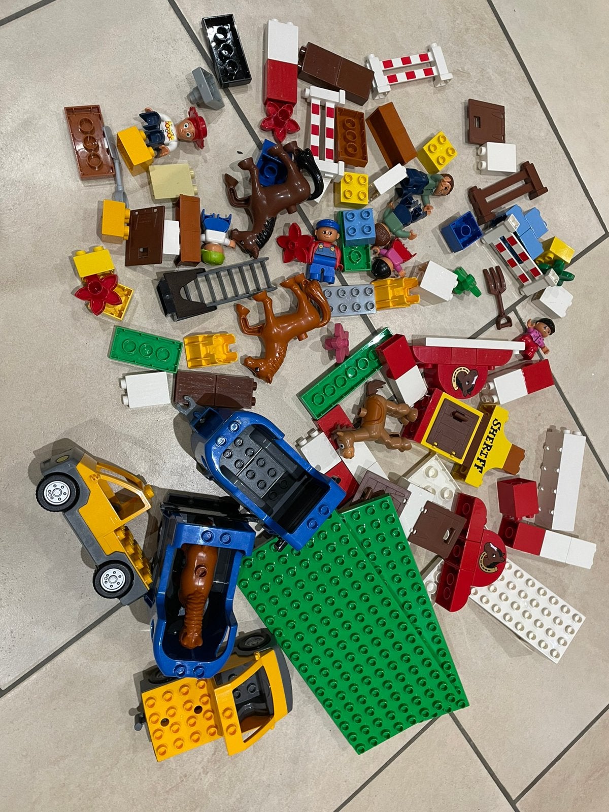Duplo manege en paarden, Ophalen, Zo goed als nieuw, Duplo