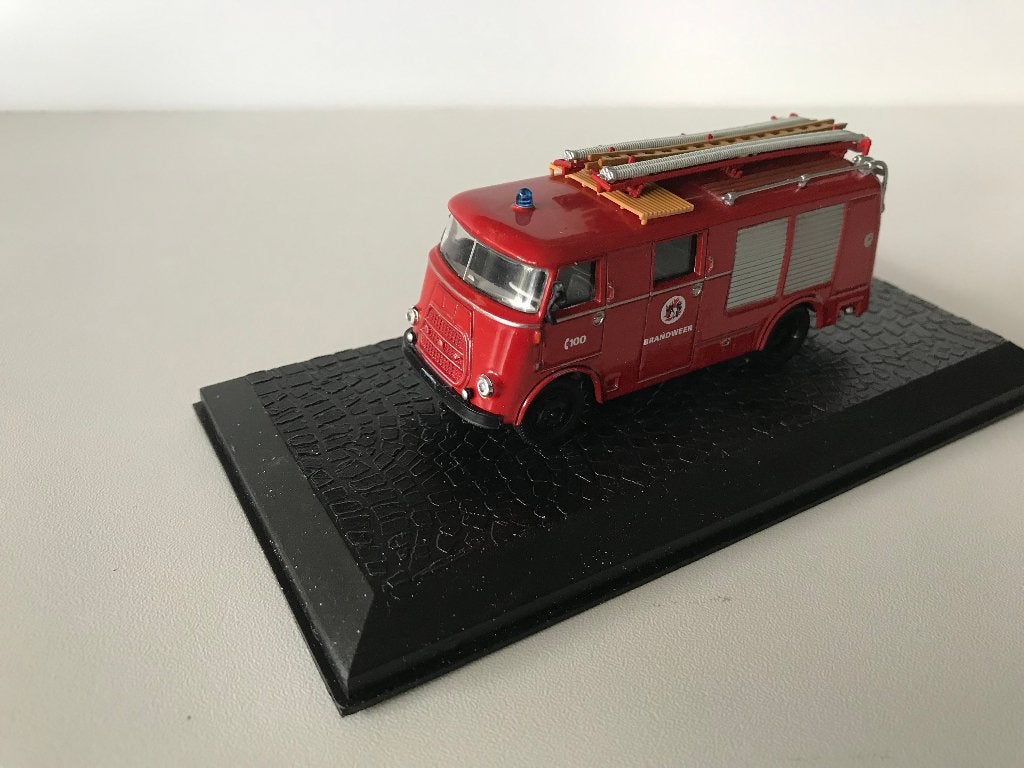 DAF LF A 1600 - POMPIERS 900 - 1:72, Hobby & Loisirs créatifs, Envoi, Neuf, Bus ou Camion, Autres marques