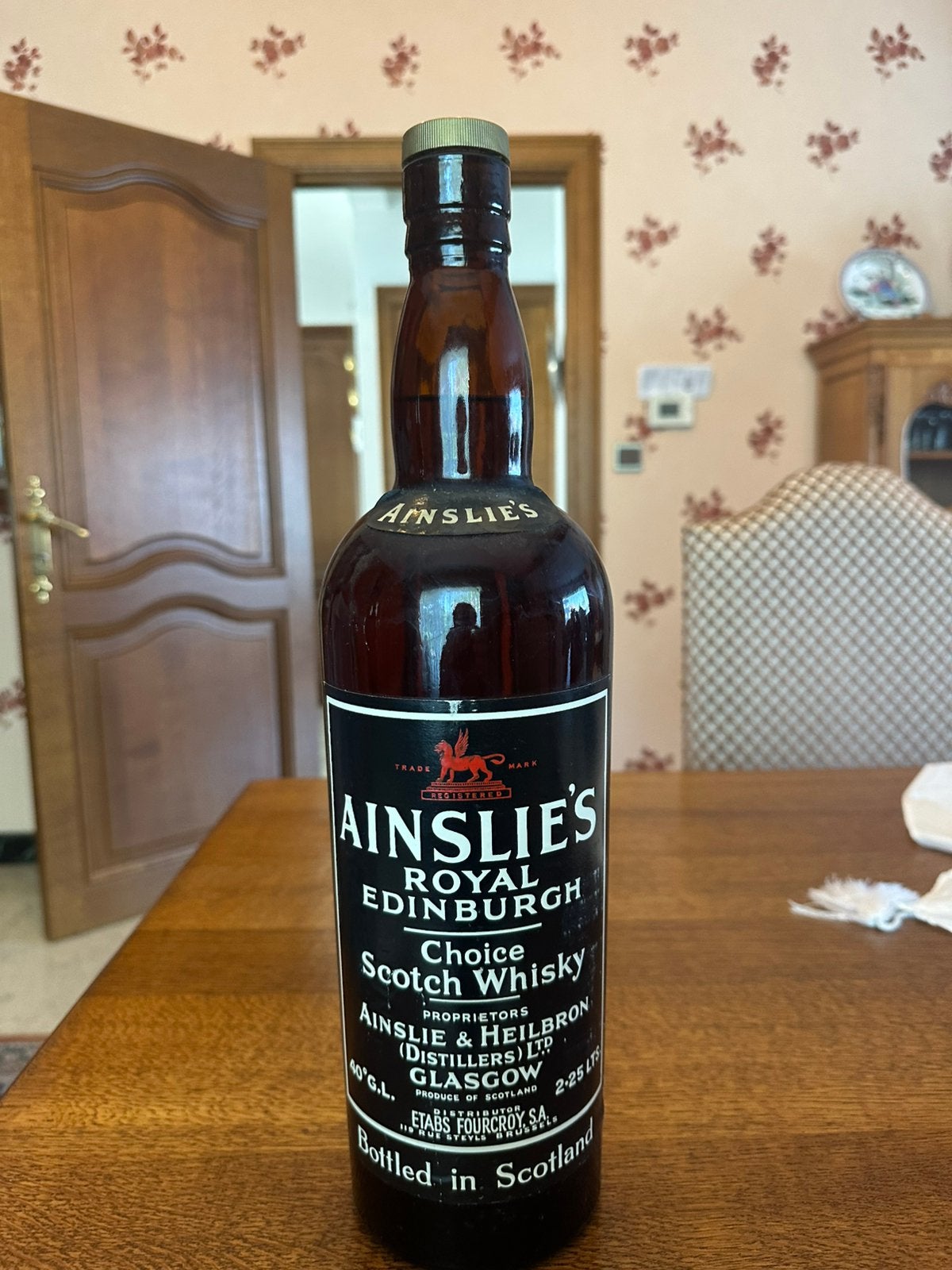 Ainslies royal edinburgh Whisky 2.25 LITER, Verzamelen, Ophalen of Verzenden, Zo goed als nieuw