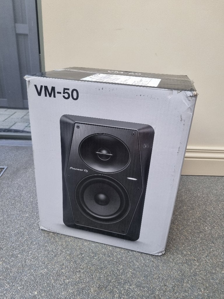 B-stock Pioneer VM50 monitor, TV, Hi-fi & Vidéo, Moins de 60 watts, Moniteur de studio, Enlèvement ou Envoi, Comme neuf