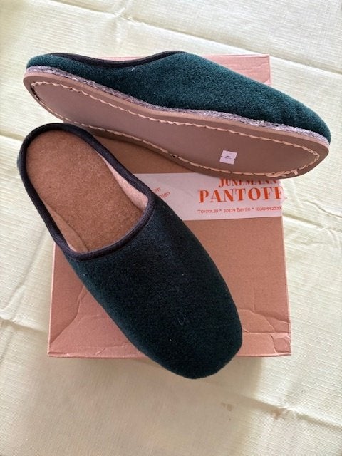 Paire de pantoufle Taille 41 Neuve, Neuf, Vert, Pantoufles, Junemann's Pantoffelleck