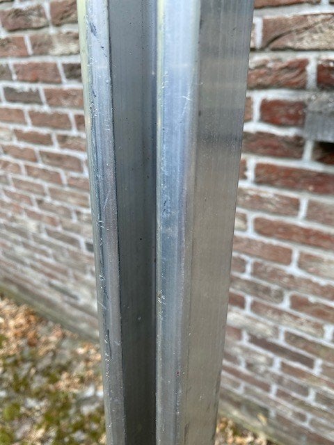 Profiel aluminium in u-vorm 3,36 m, Doe-het-zelf en Bouw, Ophalen, Gebruikt, Aluminium