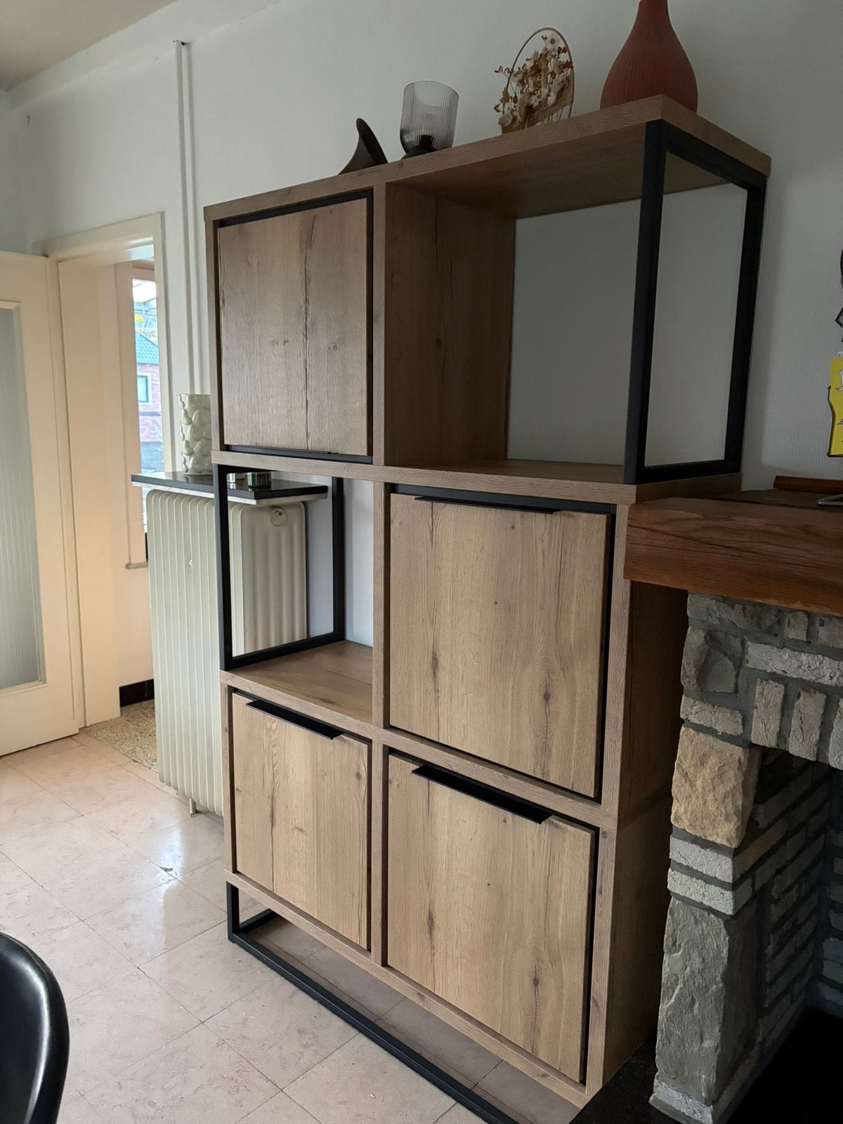 Volledige eetkamer - tafel + 6 stoelen + dessoir + barkast, Ophalen, Zo goed als nieuw