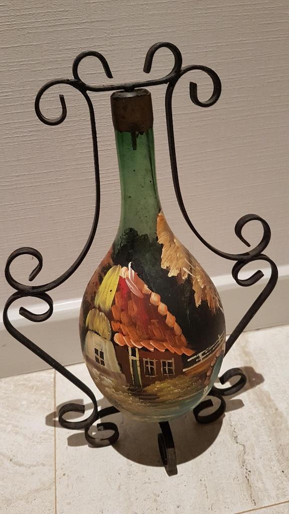 Oude Handgeschilderde fles in smeedwerk, Antiek en Kunst, Ophalen