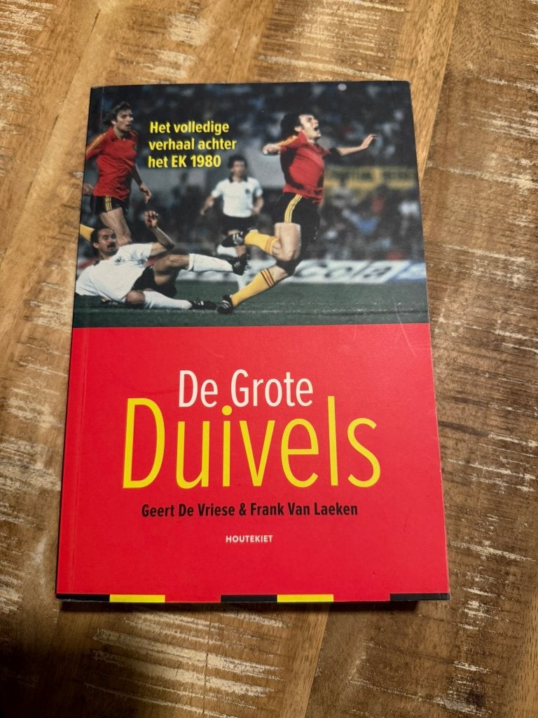 De Grote Duivels, Het volledige verhaal achter het EK 1980 -, Verzamelen, Geen idee, Ophalen of Verzenden, Zo goed als nieuw, Geen idee