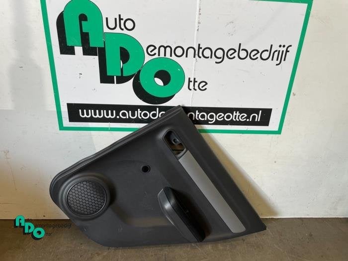 Revêtement portière 4portes arrière droite d'un Suzuki Sw, -, 3 mois de garantie, Utilisé, -